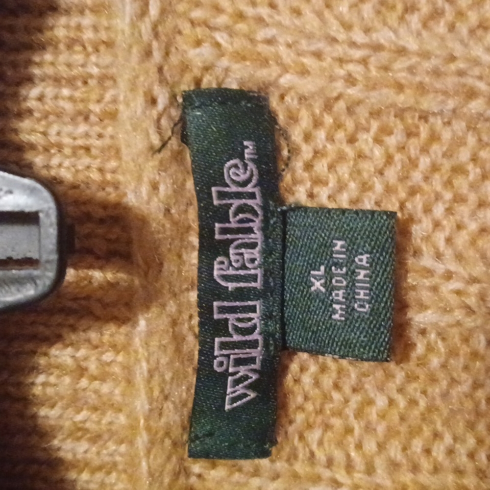 Wild Fable - Mustard color sweater size XL.